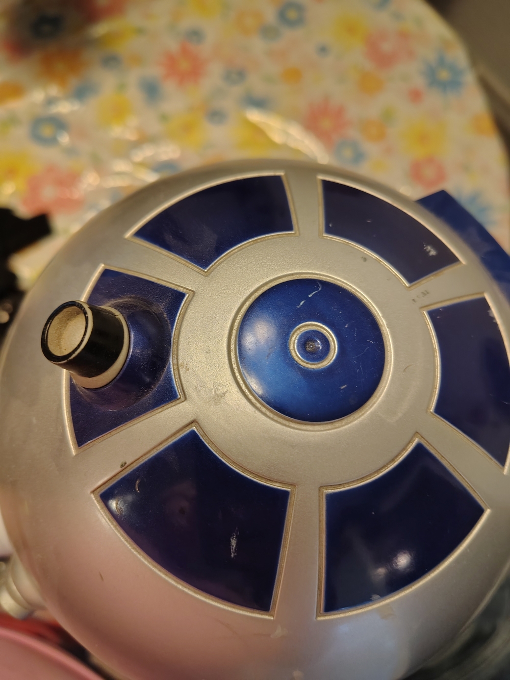R2-D2 Styled Astromech Droid - White & Blue Collectible - Picture 5 of 5